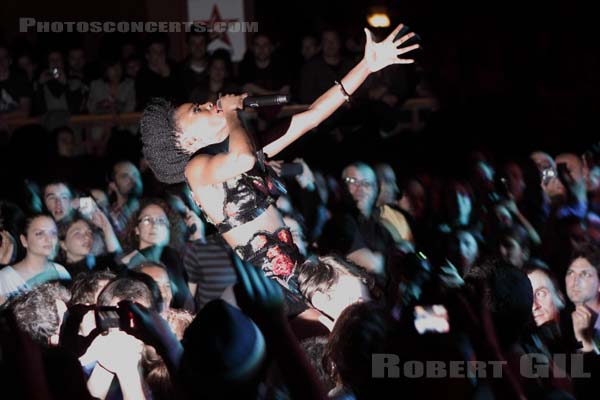 NOISETTES - 2009-10-29 - PARIS - Trabendo - 